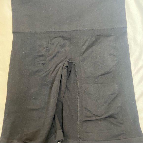 Cacique Shapewear - Picture 3 of 6